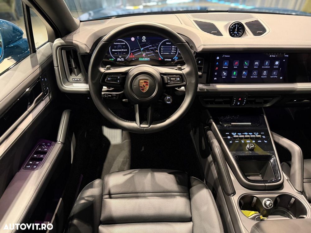 Porsche Cayenne Coupe E-Hybrid Black Edition - 24