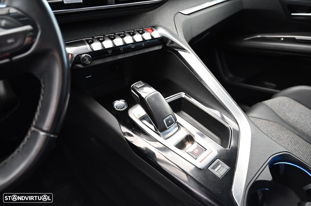 Peugeot 3008 BlueHDi 130 Stop & Start EAT8 Allure Pack - 14
