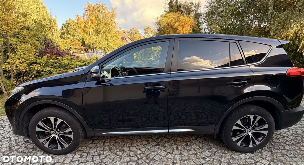 Toyota RAV4 - 2