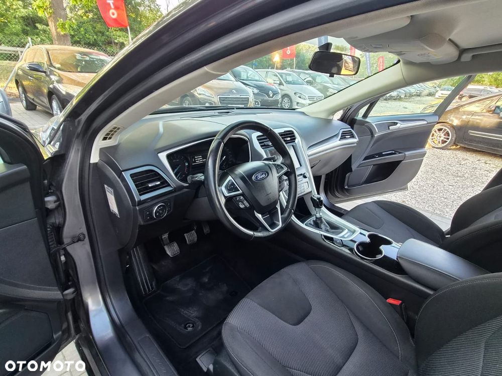 Ford Mondeo 1.6 TDCi Ambiente - 19
