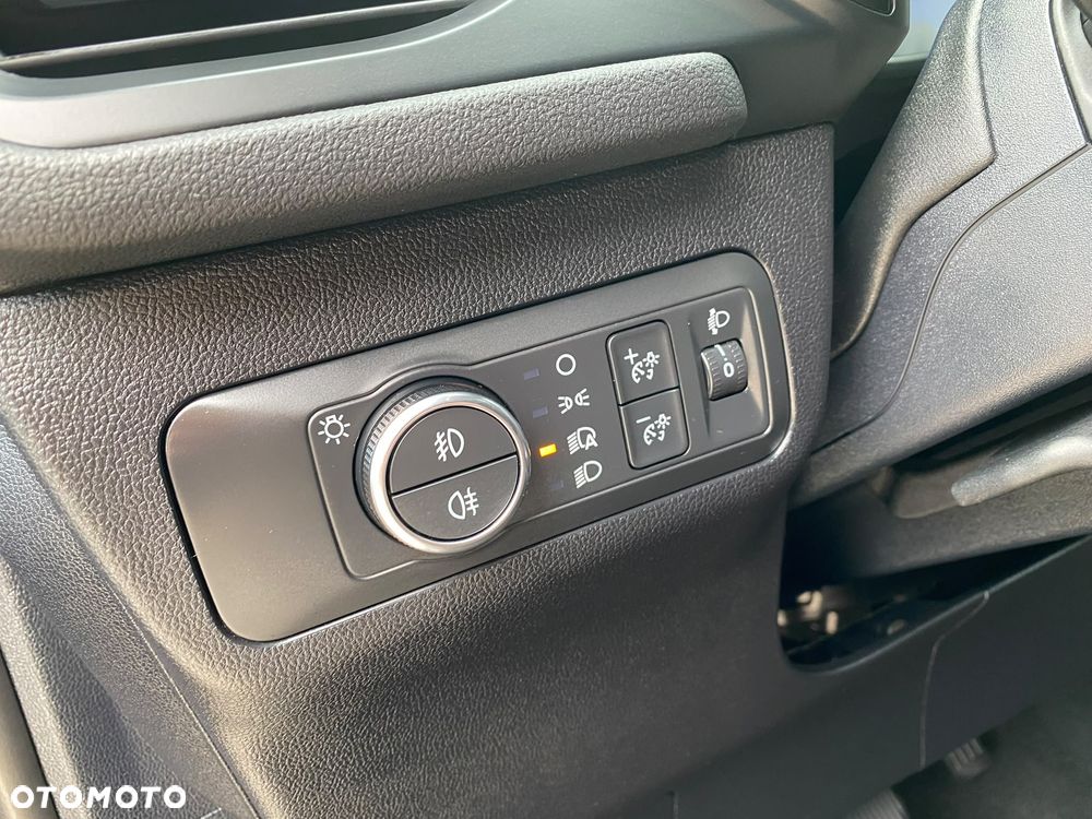 Ford Kuga 2.0 TDCi FWD ST-Line - 21