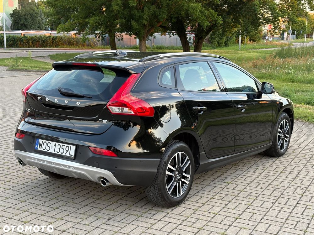Volvo V40 Cross Country D2 Momentum - 8