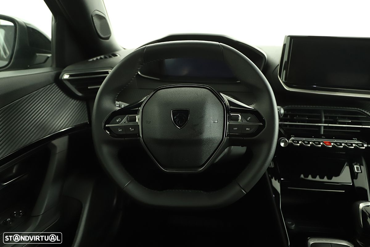 Peugeot 2008 1.2 PureTech Allure - 16