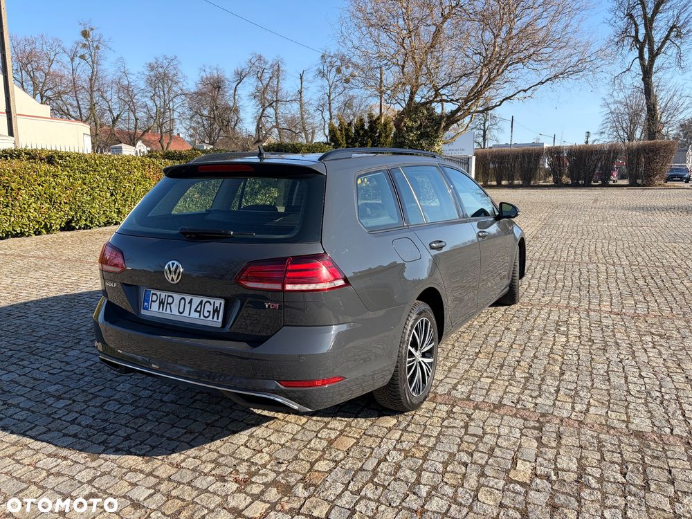 Volkswagen Golf Variant 1.6 TDI (BlueMotion Technology) DSG Comfortline - 4