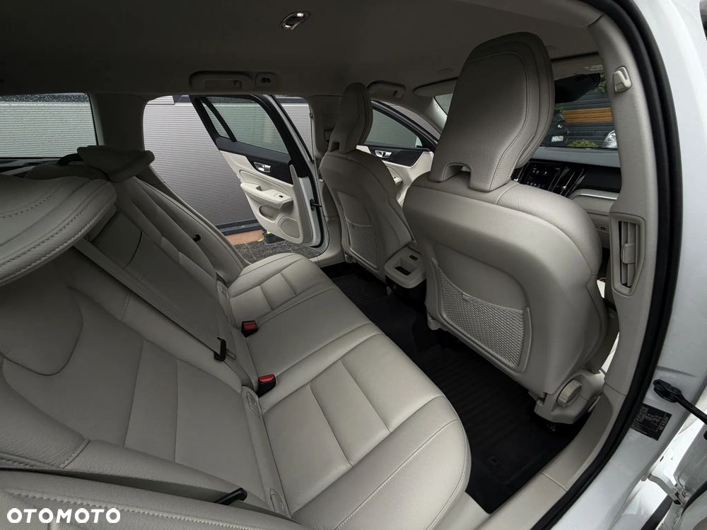 Volvo V60 D4 Geartronic Inscription - 17