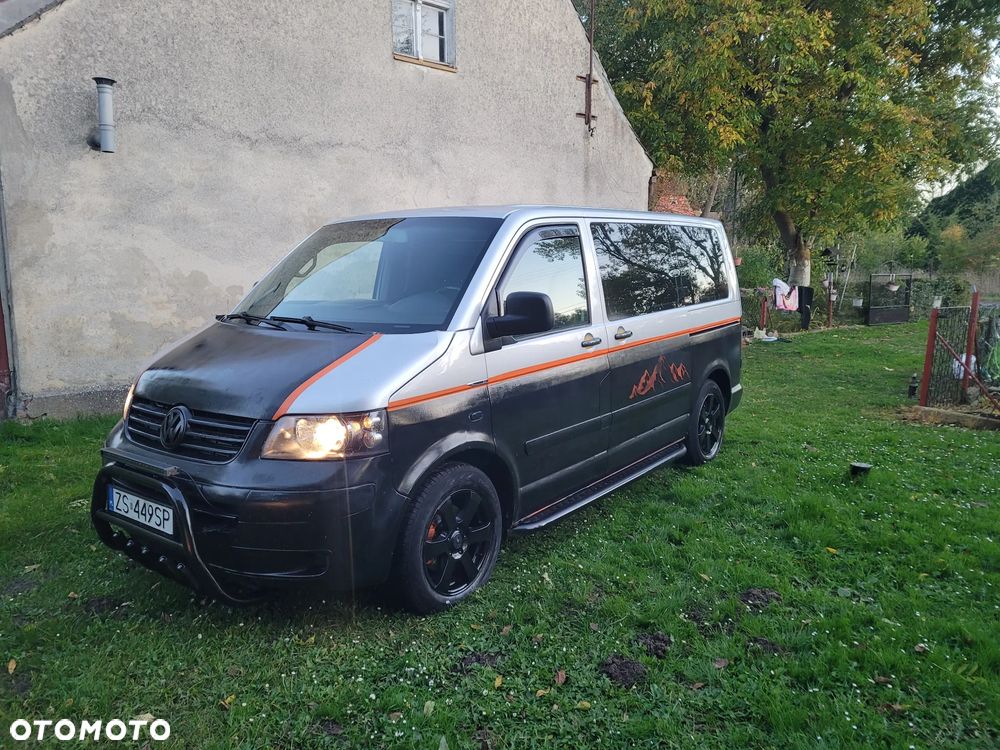Volkswagen Multivan 2004 photo 2