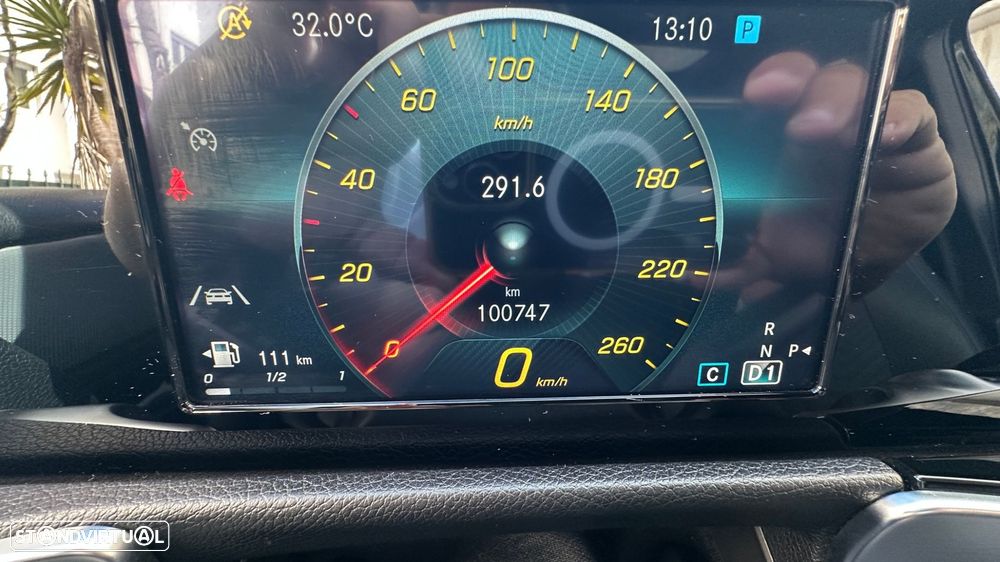 Mercedes-Benz GLB 180 d Progressive - 20