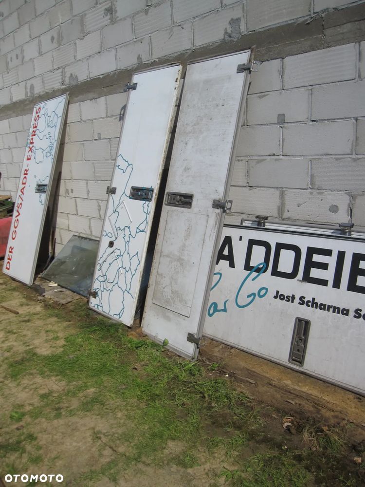 Kontener izoterma chłodnia drzwi prawe lewe - 5