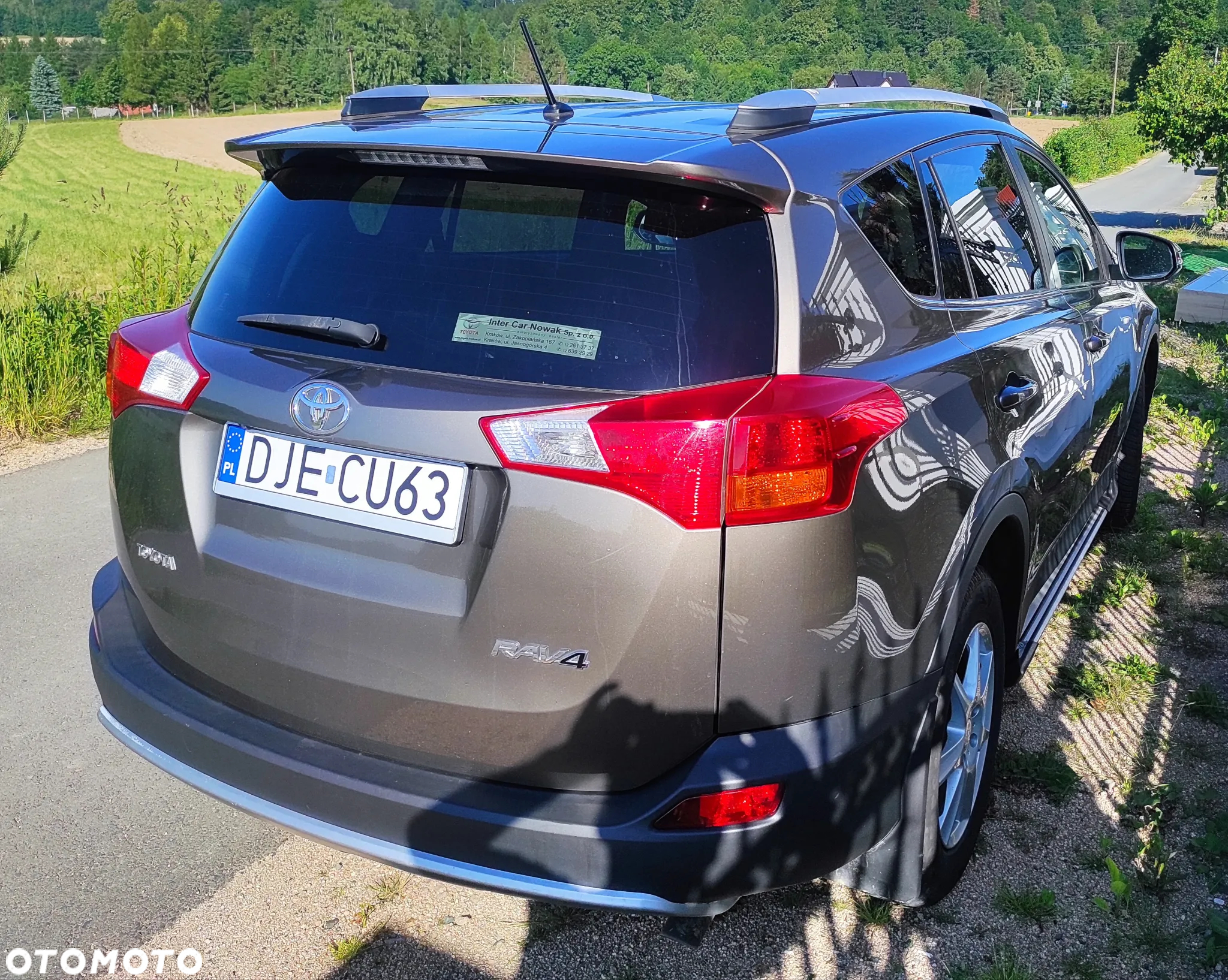 Toyota RAV4 2.0 D-4D Active 4x2 - 2