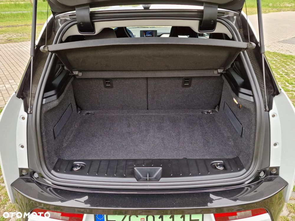 BMW i3 (60 Ah) - 13