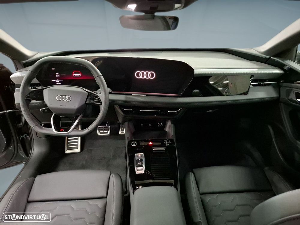 Audi A6 Avant e-tron 83 kWh - 12