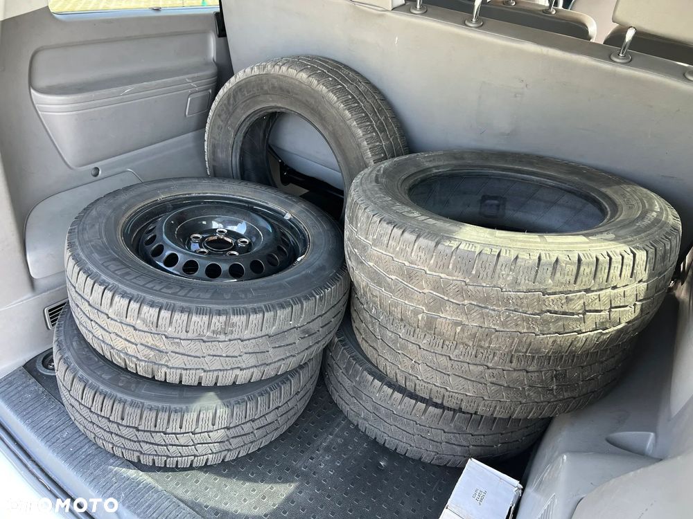 Volkswagen Caravelle L2 - 11