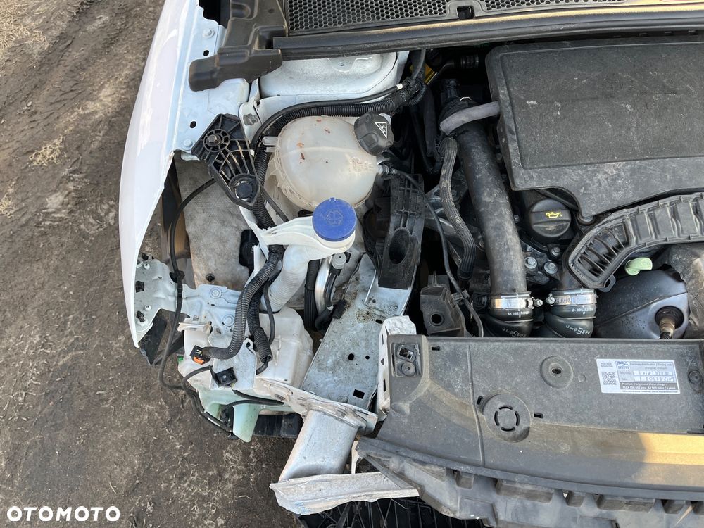 Opel Corsa 1.2 Direct Injection Turbo Start/Stop Elegance - 12