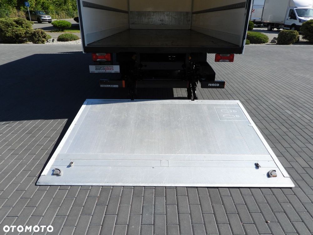 Iveco DAILY 72C18 WINDA 14 PALET TEMPOMAT PNEUMATYKA AUTOMAT HI-MATIC BLIŹNIACZE KOŁA KLIMATYZACJA  180KM - 18