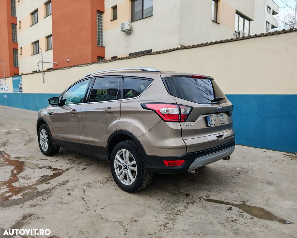 Ford Kuga 1.5 EcoBoost 2WD Trend - 4