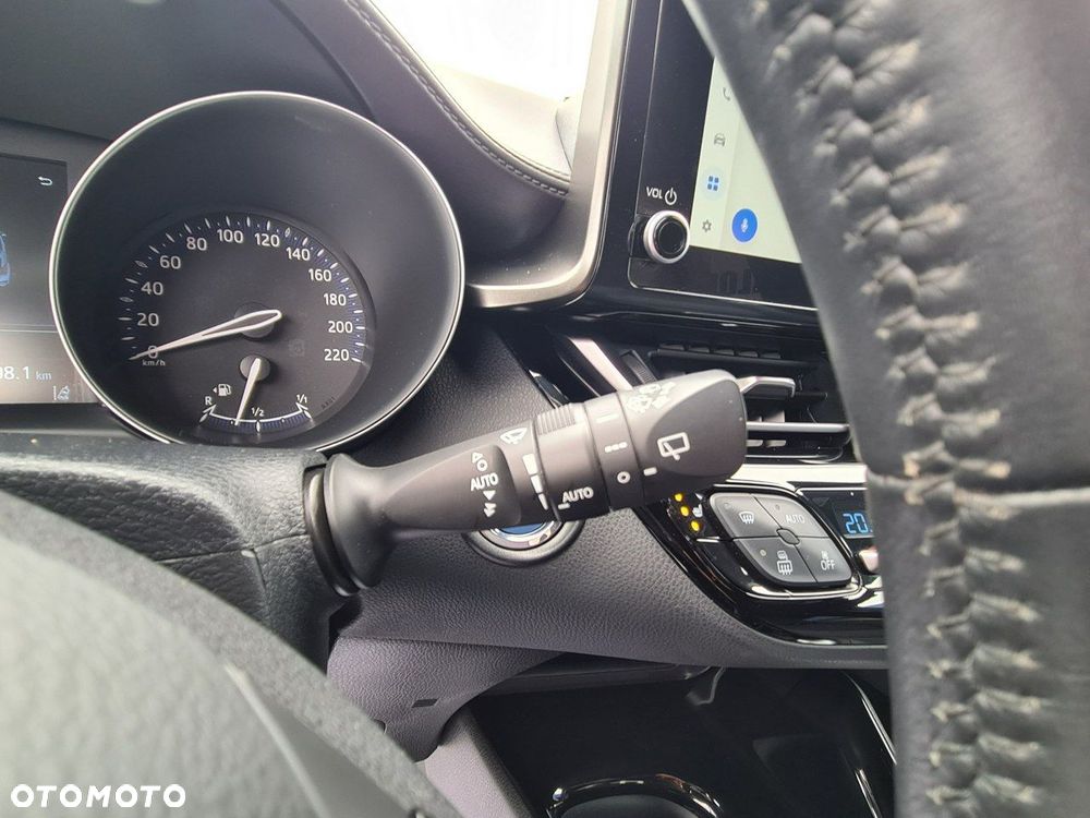 Toyota C-HR 2.0 Hybrid Executive - 21