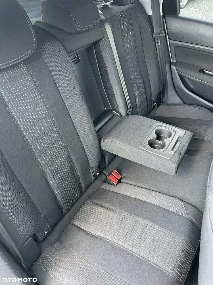 Peugeot 308 - 16