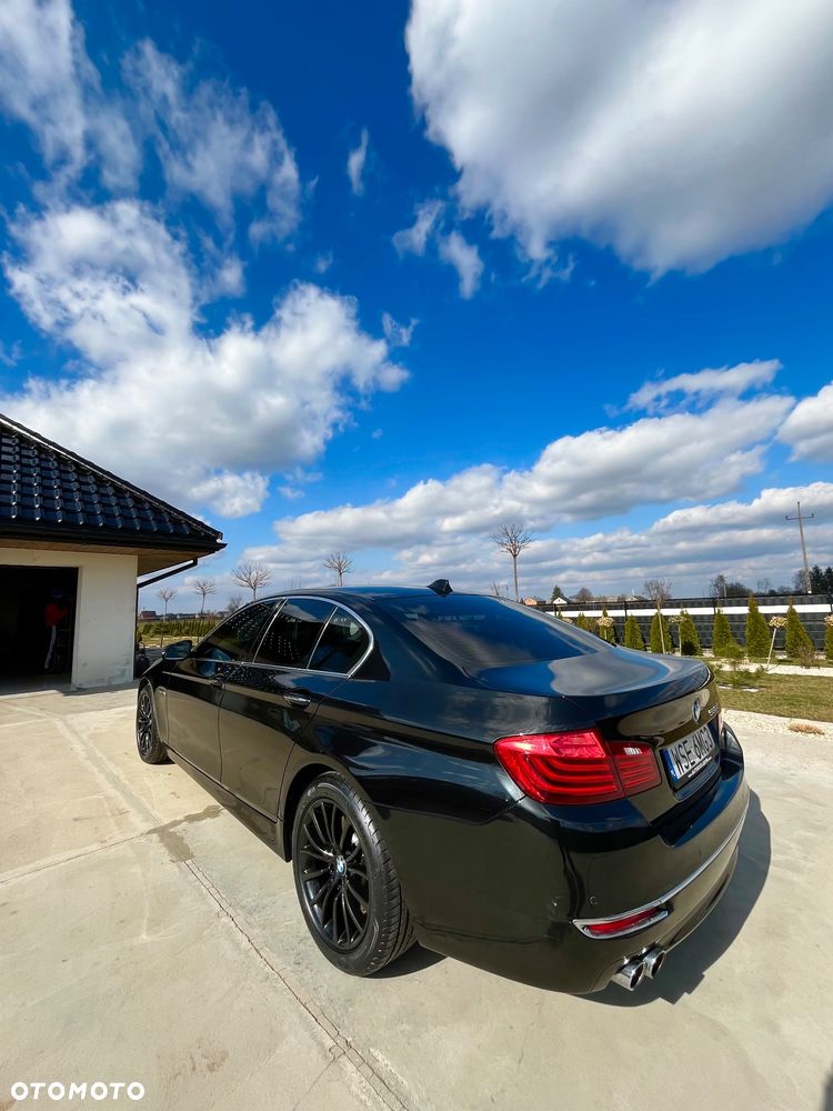 BMW Seria 5 530d Luxury Line - 14