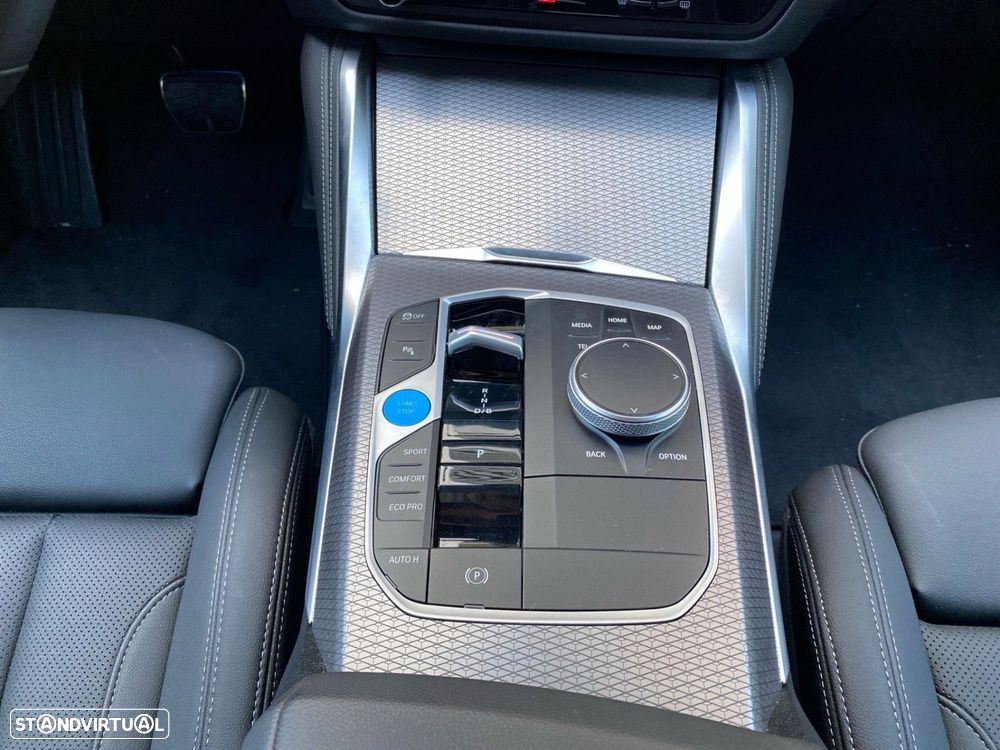 BMW i4 eDrive40 Pack Desportivo M - 13