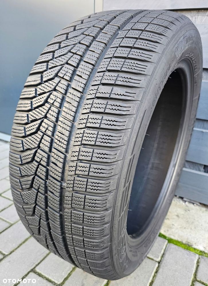 Hankook Winter icept evo2 225/50R17 98 H BMW - 1