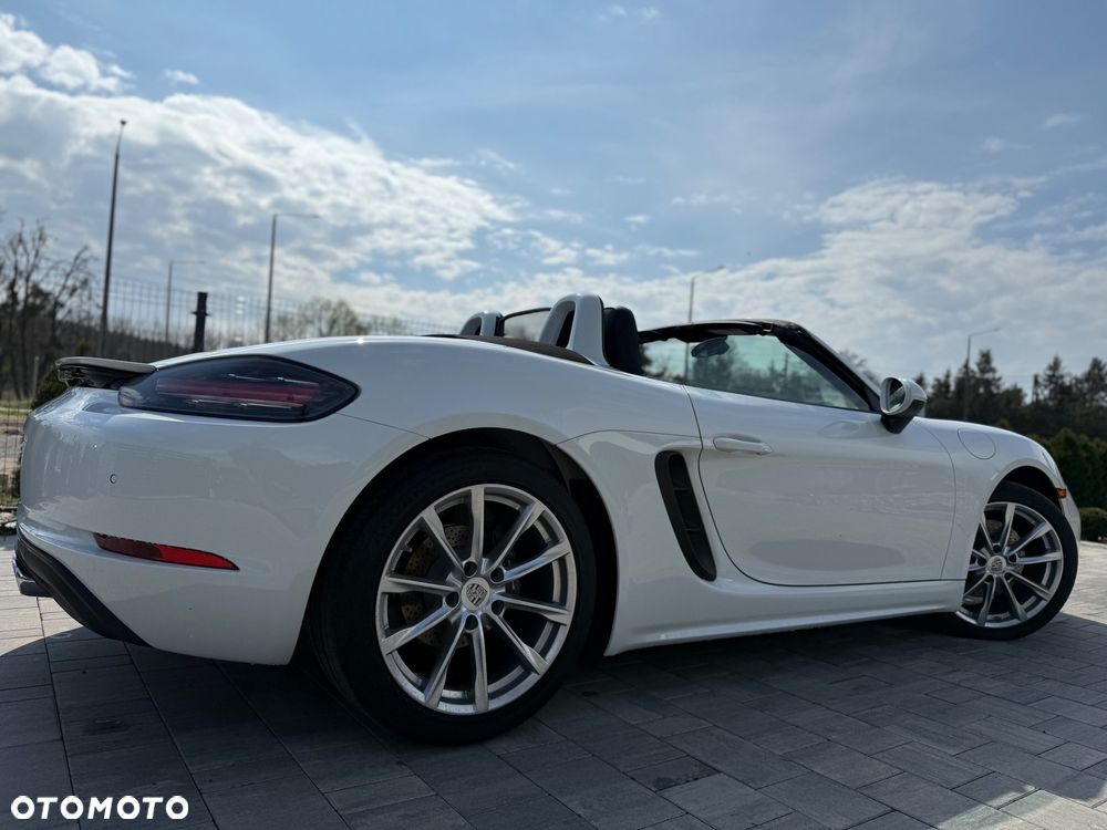 Porsche Boxster - 8