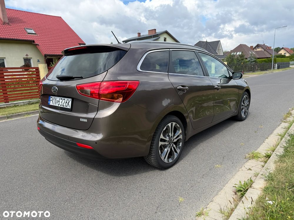 Kia Ceed 1.6 GDI DCT Platinum Edition - 3