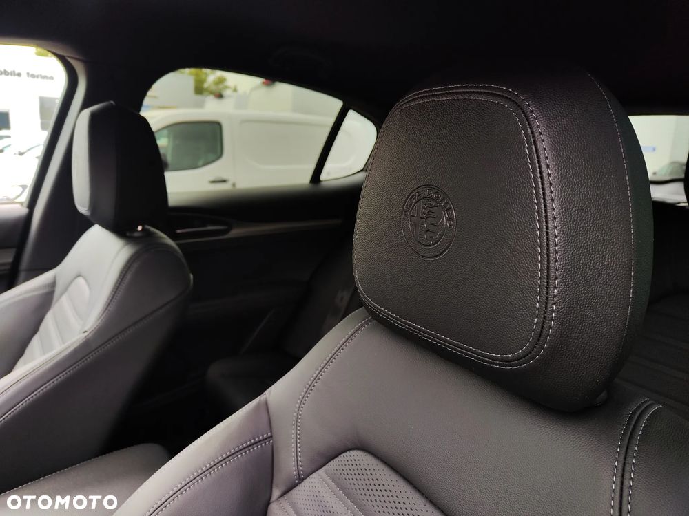 Alfa Romeo Stelvio 2.0 Turbo Veloce Q4 - 15