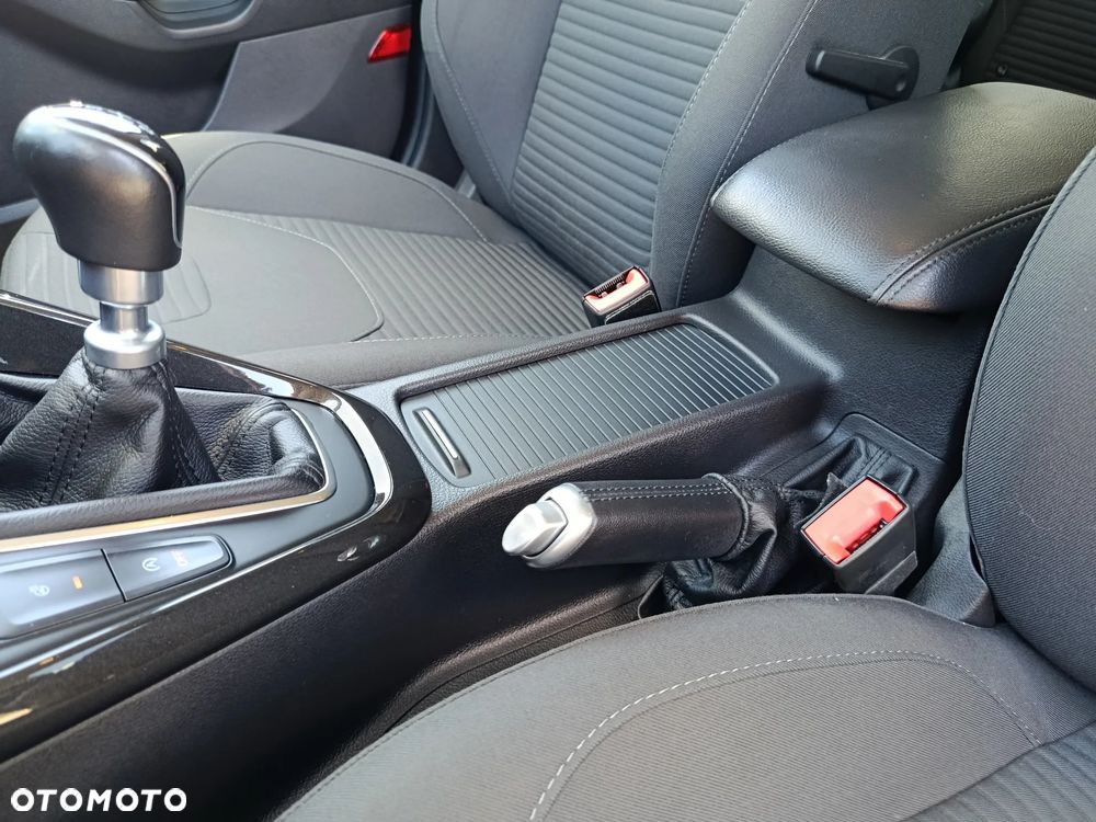 Ford Focus 2.0 TDCi Titanium ASS - 35