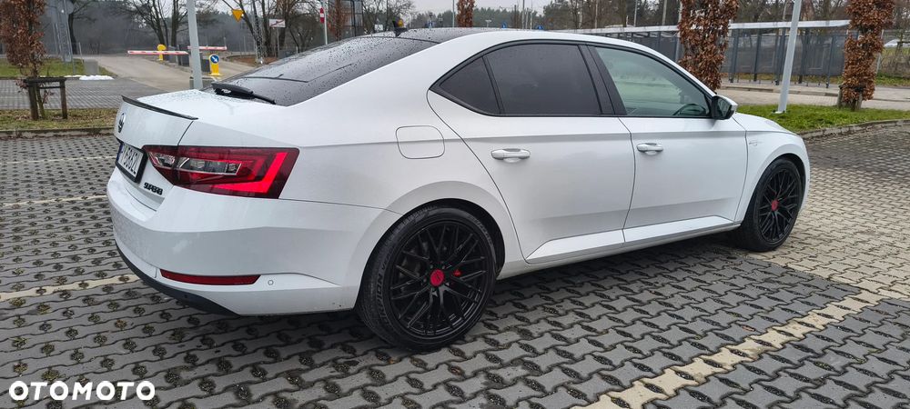 Skoda Superb 2.0 TDI DSG L&K - 5