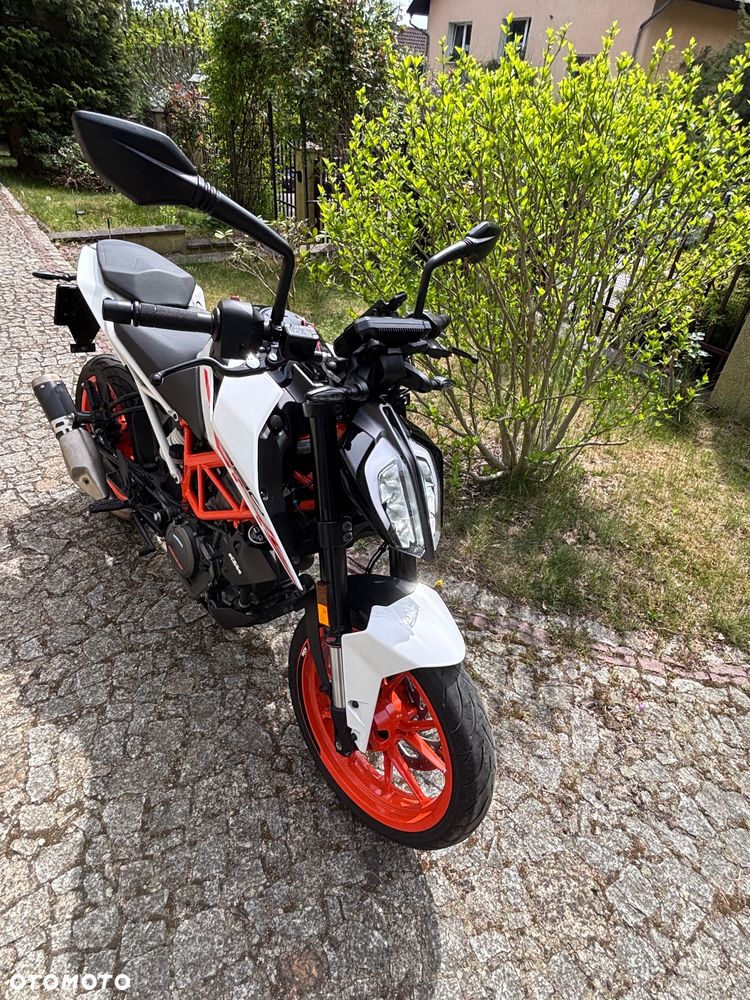 KTM Duke 390 - 4