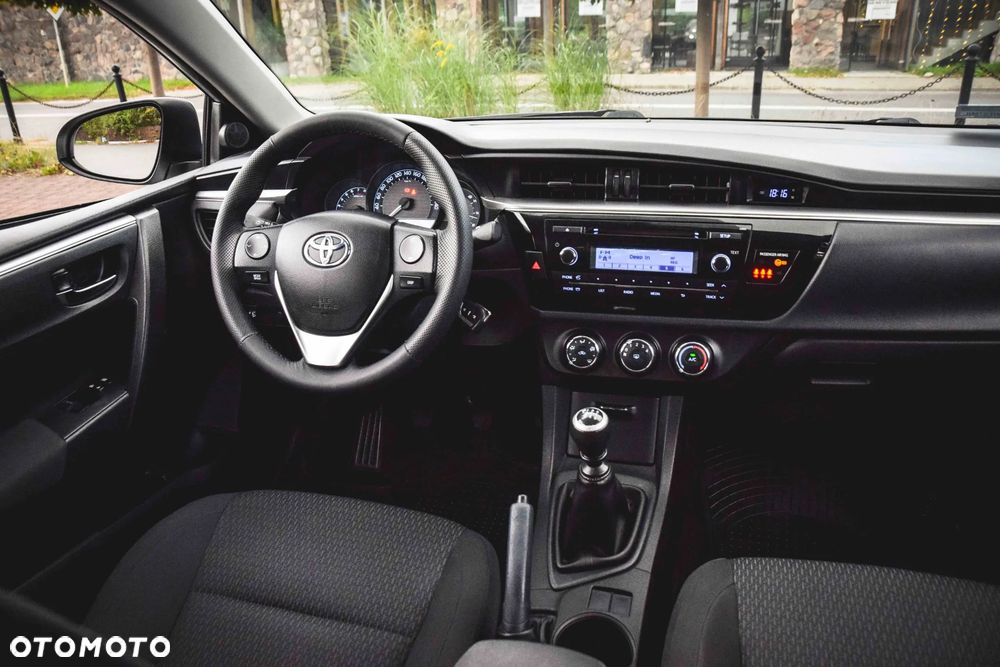 Toyota Corolla - 29