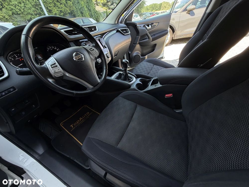 Nissan Qashqai 1.6 DIG-T N-Connecta - 18