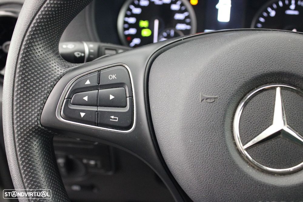 Mercedes-Benz VITO TOURER PRO 114 CDI 136CV 8L (AUTO) - 17