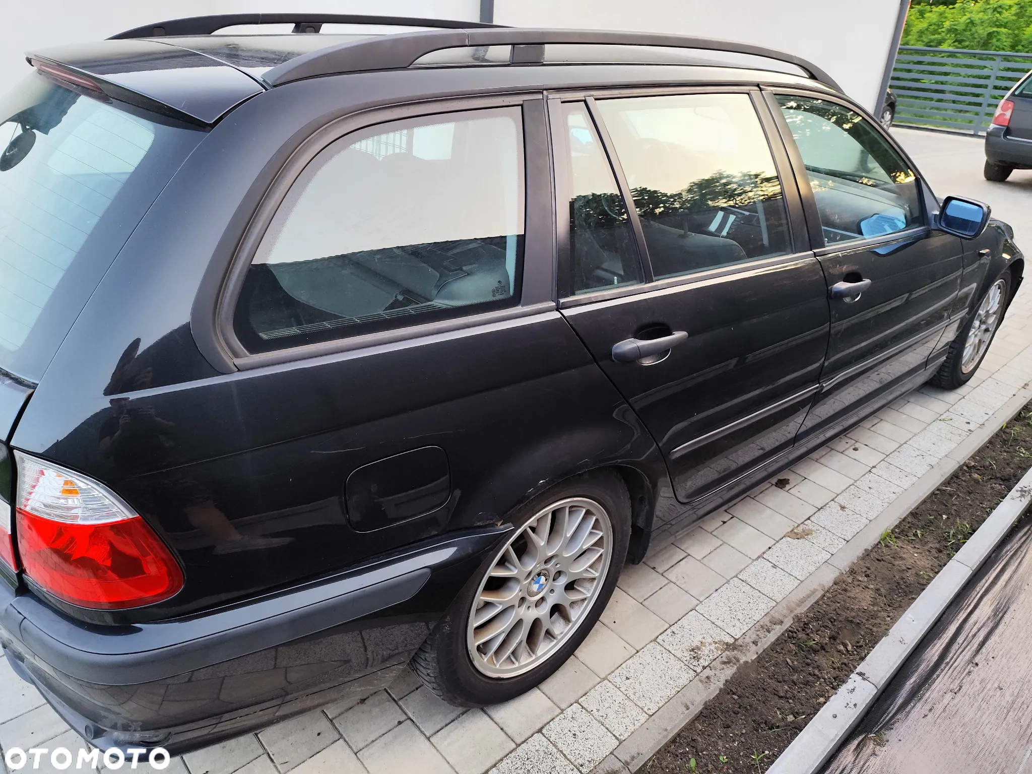 BMW Seria 3 318i - 5