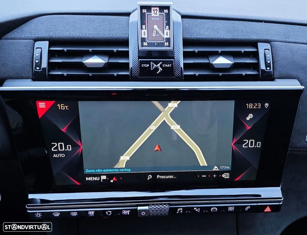 DS DS7 Crossback 1.5 BlueHDi Performance Line EAT8 - 19