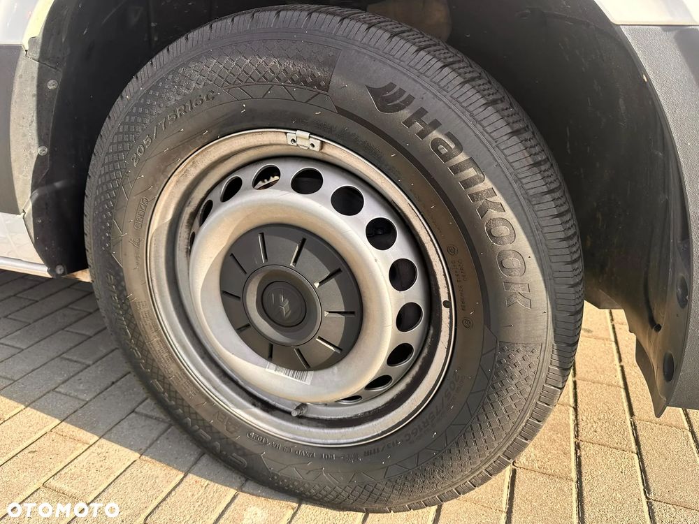 Volkswagen Crafter - 10