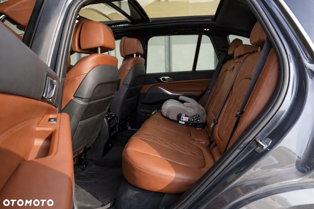 BMW X5 xDrive40d xLine - 22