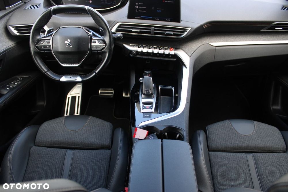 Peugeot 5008 - 24