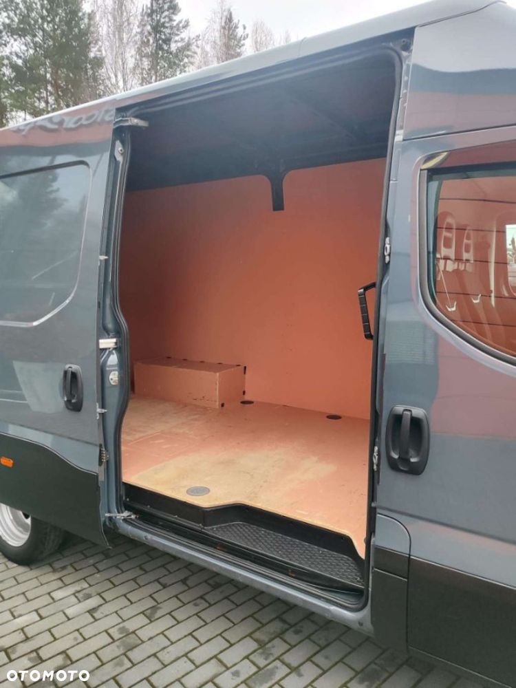 Iveco Daily - 22