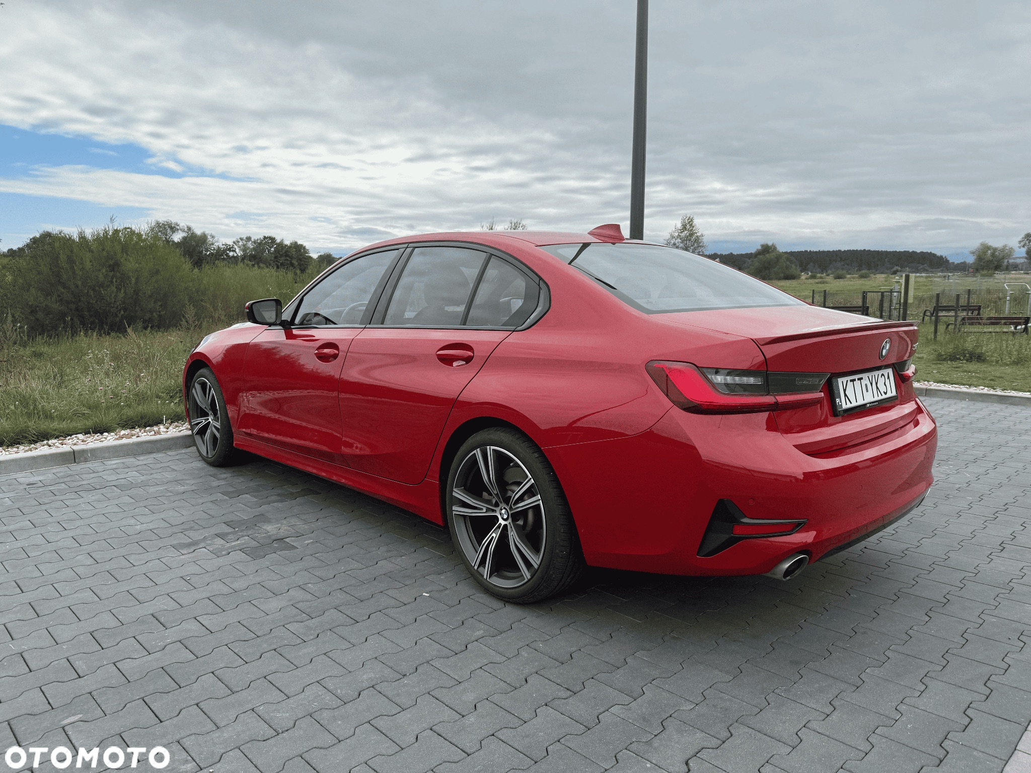 BMW Seria 3 330i Sport Line - 17