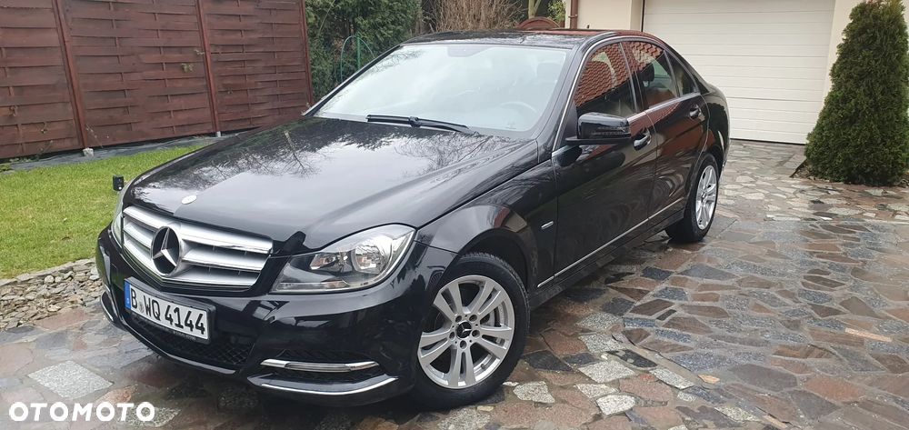 Mercedes-Benz Klasa C 180 CGI Automatik BlueEFFICIENCY Avantgarde - 1