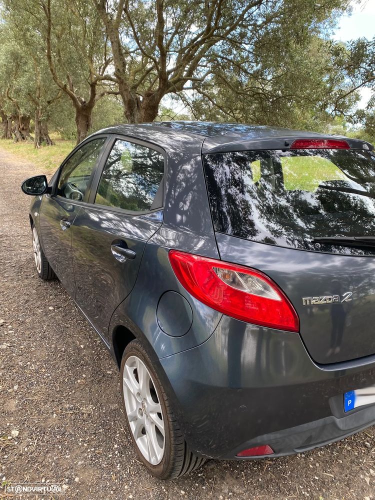 Mazda 2 1.3 MZR Exclusive - 8