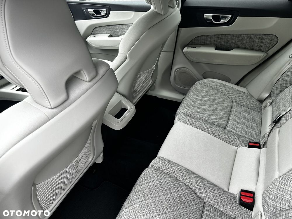 Volvo XC 60 - 13