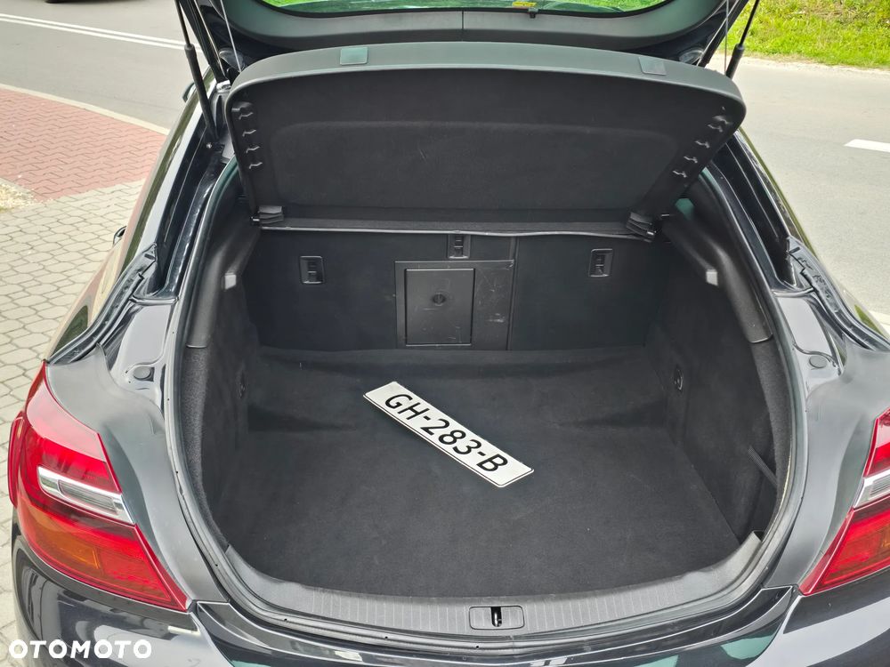 Opel Insignia 1.6 T Cosmo S&S - 19