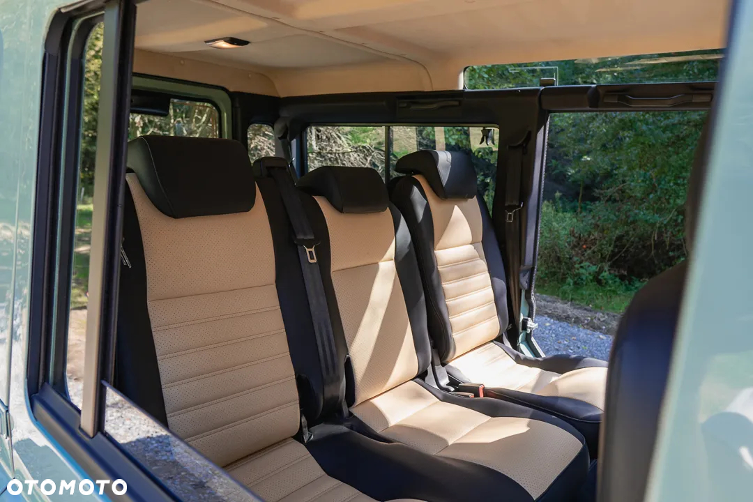 Land Rover Defender 110 2.4 TD4 SE - 14