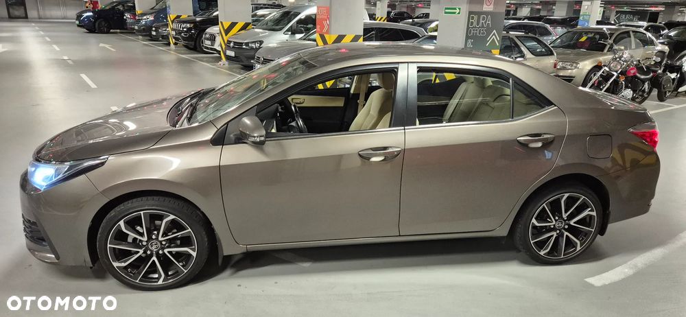 Toyota Corolla 1.6 Premium EU6 - 34