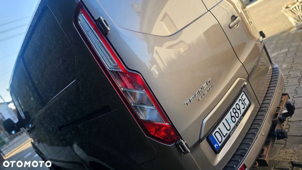 Ford Transit Custom - 23