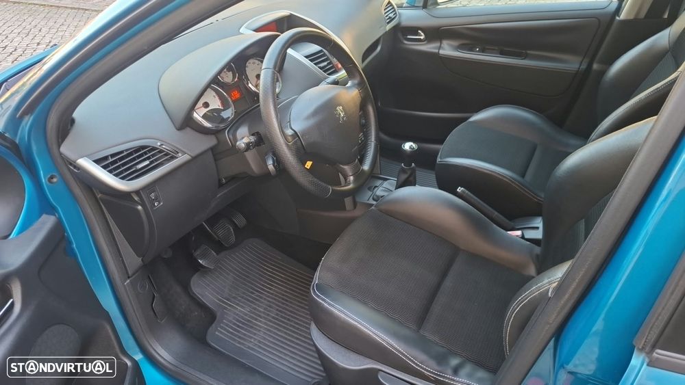 Peugeot 207 SW 1.6 HDi Outdoor - 12