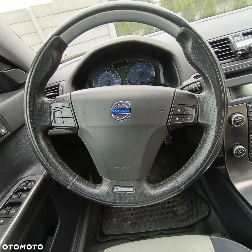 Volvo V50 2.0D R-Design Momentum - 21