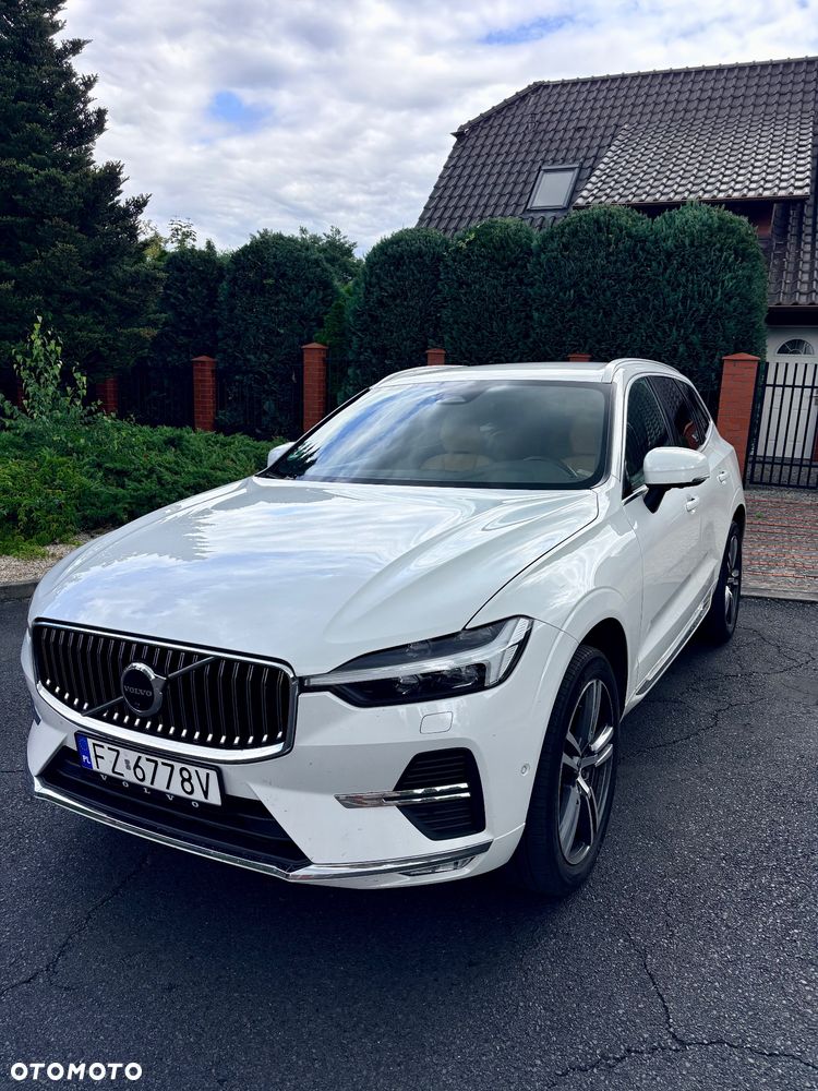Volvo XC 60 B4 D AWD Plus Bright - 1